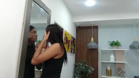 Snapshot of _lucy_grey chatting on 05-23-26, 11:03 Lucy online show from 05-23-26, 11:03