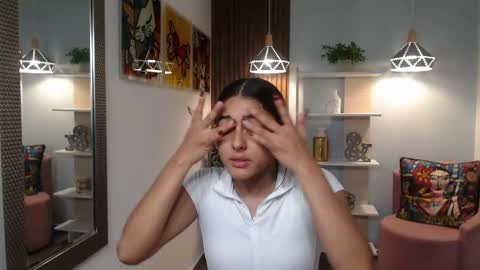 Snapshot of _lucy_grey chatting on 06-04-26, 11:05 Lucy online show from 06-04-26, 11:05