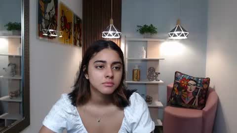 Snapshot of _lucy_grey chatting on 06-15-26, 11:01 Lucy online show from 06-15-26, 11:01