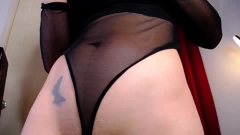 _luna10 online show from 10-25-25, 10:37