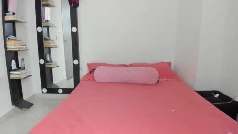 Luna online show from 11-20-25, 12:11