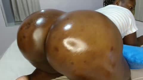 luscious online show from 03-10-26, 05:01