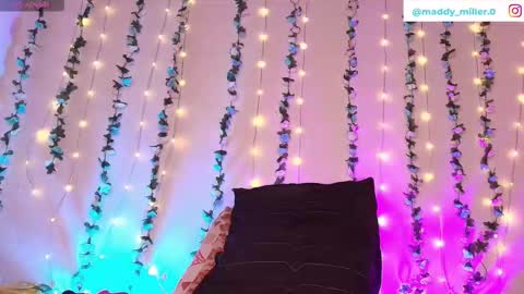 Maddy online show from 03-12-26, 11:05