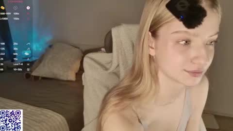 Anna online show from 06-12-26, 02:38