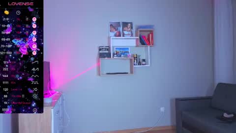 Emma  online show from 07-26-26, 08:27