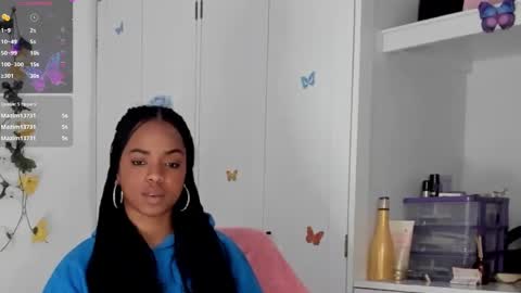 Snapshot of _marcela_22 chatting on 01-29-25, 08:35 MARCELA online show from 01-29-25, 08:35
