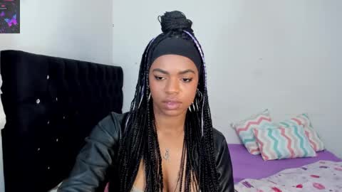 Snapshot of _marcela_22 chatting on 02-28-25, 04:21 MARCELA online show from 02-28-25, 04:21