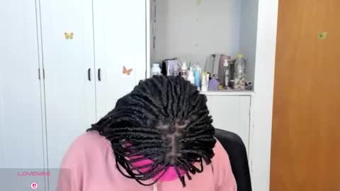 Snapshot of _marcela_22 chatting on 10-02-25, 11:56 MARCELA online show from 10-02-25, 11:56