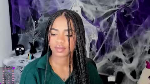 Snapshot of _marcela_22 chatting on 10-19-25, 09:54 MARCELA online show from 10-19-25, 09:54