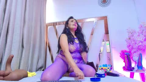 _marcela__ online show from 11-16-25, 01:49