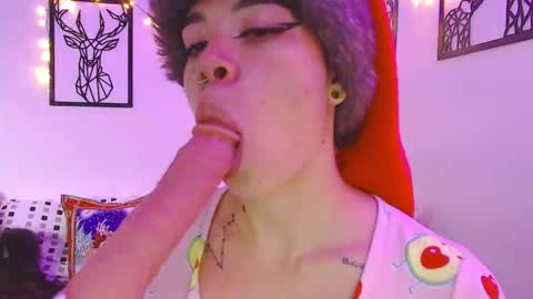 Marce  online show from 12-19-24, 10:21