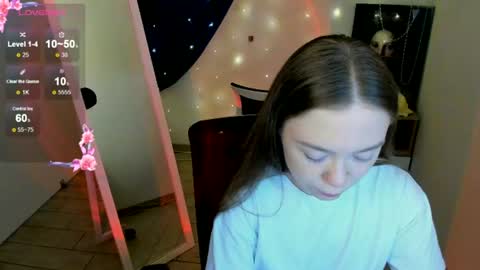 Snapshot of _margoqueen_ chatting on 06-23-26, 06:33 Margo online show from 06-23-26, 06:33