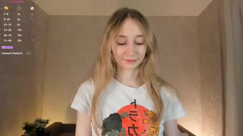  Gwen  online show from 11-12-25, 03:07