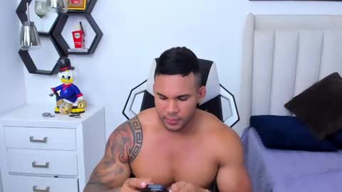 Snapshot of _matthew_santos_ chatting on 01-18-25, 04:59 _matthew_santos_ online show from 01-18-25, 04:59