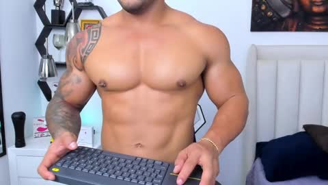 Snapshot of _matthew_santos_ chatting on 02-17-25, 11:31 _matthew_santos_ online show from 02-17-25, 11:31