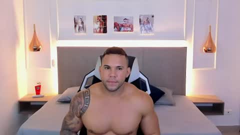 Snapshot of _matthew_santos_ chatting on 06-20-26, 01:30 _matthew_santos_ online show from 06-20-26, 01:30