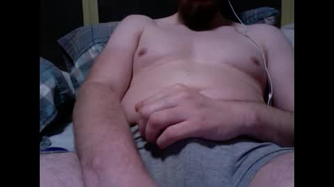 Snapshot of _maverick1985_ chatting on 12-29-24, 11:39 _maverick1985_ online show from 12-29-24, 11:39