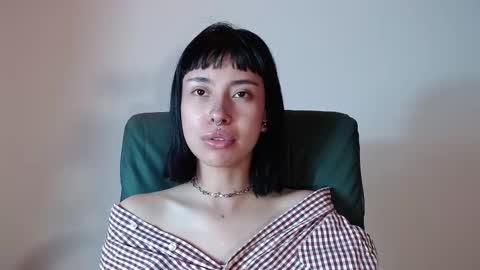 Mavis  online show from 10-10-25, 08:08