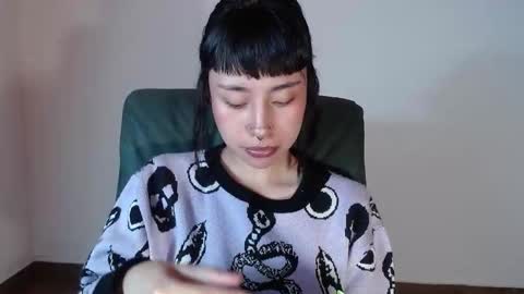 Mavis  online show from 10-17-25, 07:49