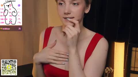 Elva and Kate  online show from 06-25-26, 06:29