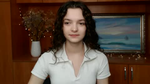 Snapshot of _megasta chatting on 12-11-24, 01:17 Susie online show from 12-11-24, 01:17