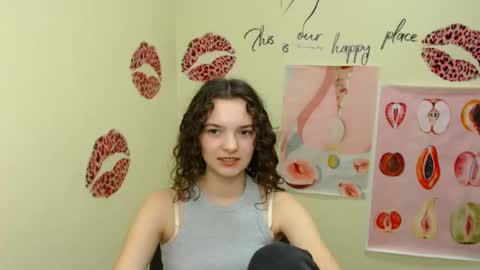 Snapshot of _megasta chatting on 12-12-24, 04:53 Susie online show from 12-12-24, 04:53