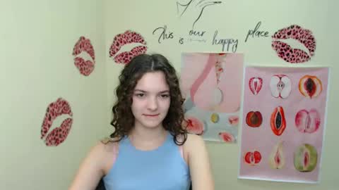 Snapshot of _megasta chatting on 12-15-24, 01:22 Susie online show from 12-15-24, 01:22