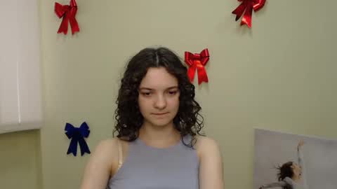 Snapshot of _megasta chatting on 02-08-25, 11:22 Susie online show from 02-08-25, 11:22