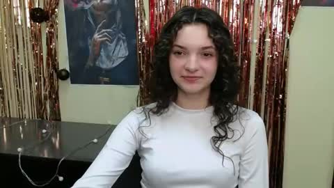Snapshot of _megasta chatting on 03-05-25, 02:01 Susie online show from 03-05-25, 02:01