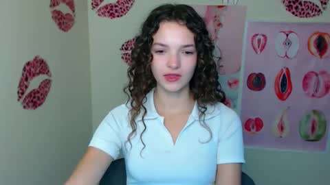Snapshot of _megasta chatting on 09-18-25, 06:48 Susie online show from 09-18-25, 06:48