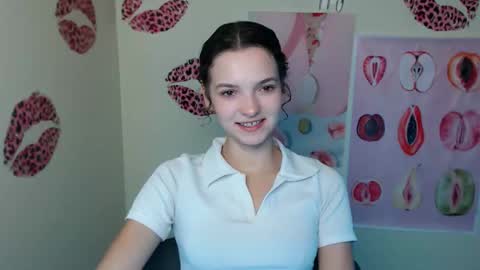 Snapshot of _megasta chatting on 09-21-25, 06:48 Susie online show from 09-21-25, 06:48