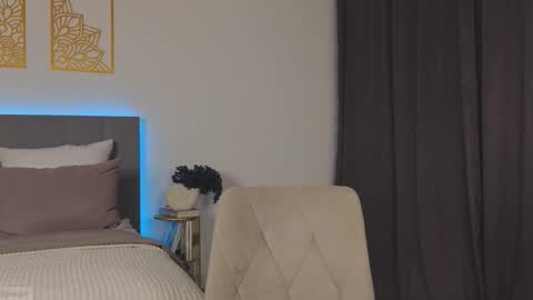 Melisa online show from 10-26-25, 10:47