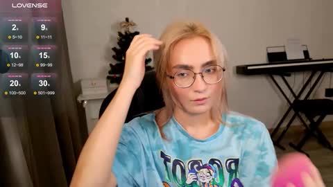 _meow_neko_ online show from 12-14-25, 03:01