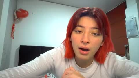 Mia-foster online show from 06-18-26, 03:29