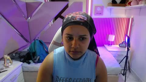  Mia  online show from 04-04-26, 12:46