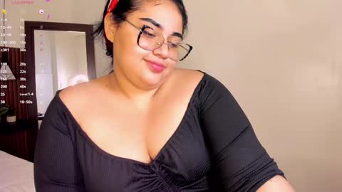 Snapshot of _michel_bbw chatting on 02-11-25, 02:25 michel online show from 02-11-25, 02:25