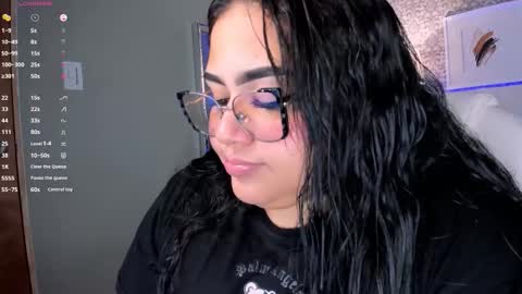 Snapshot of _michel_bbw chatting on 09-29-25, 02:49 michel online show from 09-29-25, 02:49