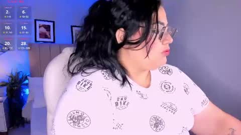 Snapshot of _michel_bbw chatting on 07-26-26, 02:20 michel online show from 07-26-26, 02:20