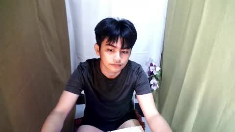 _mikko_moto_ online show from 04-23-26, 01:46