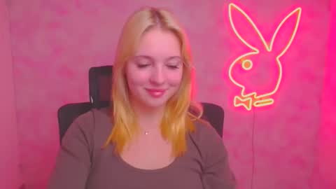 Melanie online show from 10-14-25, 06:03