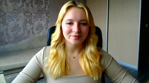 Melanie online show from 07-04-26, 12:11