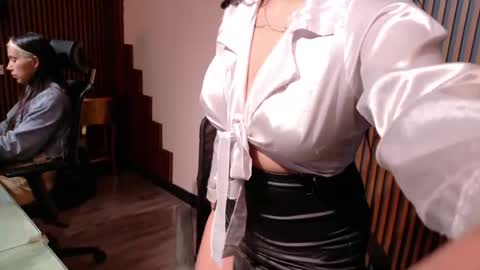 Call me Miley  online show from 04-15-26, 09:04