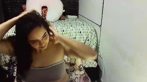 _milf_naughty online show from 10-28-25, 02:15