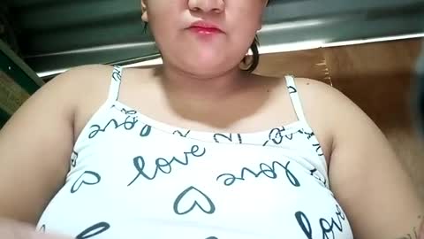 _milkytitsmomxx_ online show from 07-02-26, 02:33