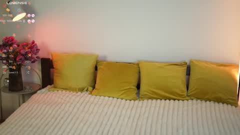 _million_dollarsmile online show from 11-17-25, 05:13