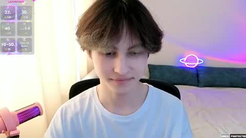 Snapshot of _milway_ chatting on 07-03-26, 01:50 Luka online show from 07-03-26, 01:50