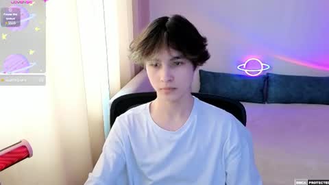 Snapshot of _milway_ chatting on 07-09-26, 01:26 Luka online show from 07-09-26, 01:26