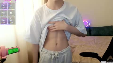 Snapshot of _milway_ chatting on 07-15-26, 01:27 Luka online show from 07-15-26, 01:27
