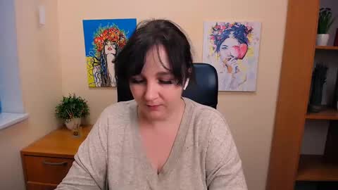 Snapshot of _miranda_sun chatting on 03-11-25, 12:06 Miranda online show from 03-11-25, 12:06