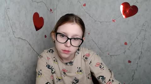 Snapshot of _miraterri_ chatting on 03-04-25, 07:51 Mira online show from 03-04-25, 07:51